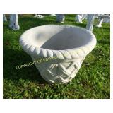 FLOWER POT CONCRETE LAWN ORNAMENT