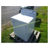 MAYTAG DRYER