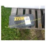 DEWALT SAW