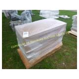 PALLET OF LIGHT FIXTURES