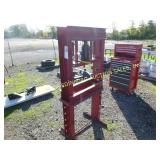 CAROLINA 30 TON PRESS