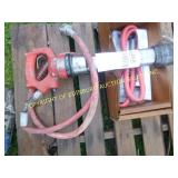 PNEUMATIC CHIPPING HAMMER W/ EXTRA HOSE