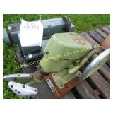 THOMPSON SEWING MACHINE & SHOE TOOL