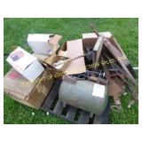 PALLET OF VINTAGE TOOLS & AIR TANK