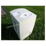 FRIGIDAIRE DEHUMIDIFIER