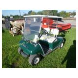 CLUB CAR ELECTRIC GOLF CART W/ CHARGER