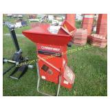 TROY BILT WOOD CHIPPER