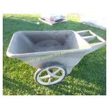 RUBBERMAID YARD CART
