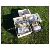 LOT OF CABINET HARDWARE