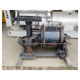 Bull Winch Horse Powered Winch, Froze Up