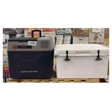 coolers Lot of (2 pcs) assorted coolers,