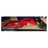 Milwaukee, DeWALT Lot of (4 pcs) assorted