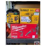 DeWALT, Milwaukee Lot of (3 pcs) assorted DeWALT