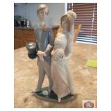 Lladro Bride and Groom Porcelain 6 3/4" wide x 12
