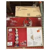 Lot of 3 Christmas decorations