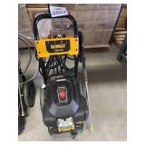 SIMPSON 3100 PSI 2.3 GPM Gas Cold Water