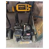 (1) DEWALT 3600 PSI 2.5 GPM Gas Cold Water