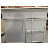 3 pcs Assorted Colors And Models Bathroom