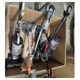 5 pcs Assorted Models Vacuums- Visible Use