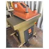 (1) ATOM SE25 - 25 TON CLICKER PRESS MACHINE