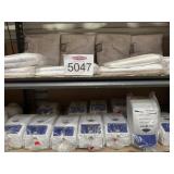 33 pcs Assorted Bath Items (11 pcs) Shower