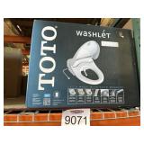 (1) TOTO Washlet Elongated Bidet Seat with