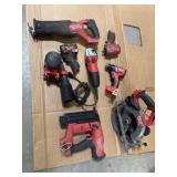 8 pcs Milwaukee tools