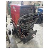(1) Lincoln Electric Precision TIG 275 TIG