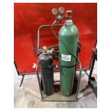 Oxyacetylene torch equipment (2 tanks , 1 dolly