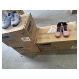 21Pcs Assorted Sneakers: Sizes Pictured
