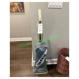 Oreck Vacuum Cleaner