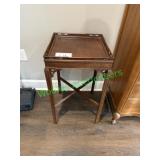 15" x 15" wooden end table