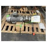 SEW-Eurodrive Gear Reducer & Toshiba Elec. Motor