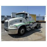 2013 Mack CXU613 Tandem Axle Day Cab Truck Tractor