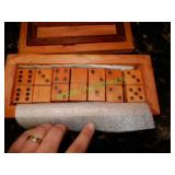 Ceder Domino Set