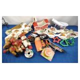 Assorted Holiday Items/Decor