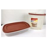 Rubbermaid Food Storage Containers (2)