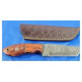 Damascus Knife w/Sheath, New