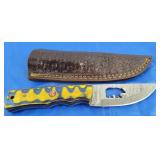 Damascus Knife w/Sheath, NEW.