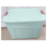 22-Gal Latch Lid Storage Tote