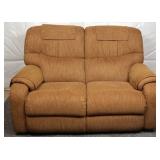 La-Z-Boy Reclining Loveseat