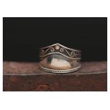 Sterling Silver Scrollwork Band Ring - Size 6