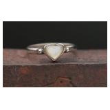 Sterling Silver Heart Mother Of Pearl Ring, 1.77g