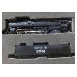 Bachmann HO 4-8-4 AT&SF 3781 Locomotive and Tender