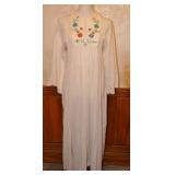80s Natural Linen Caftan with Floral Embroidery