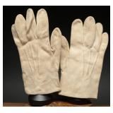 Pair of Off-White Chamois Leather Dress Gloves