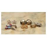 Gold-Tone Beach & Floral Studs Earrings (5)