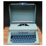 Tom Thumb Toy Manual Portable Typewriter w/ Case