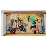 TheBigToyAuction Vintage Kenner Batman Action Figure A Weapon Accessory Group 3