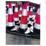 (25) Safety Traffic Cones